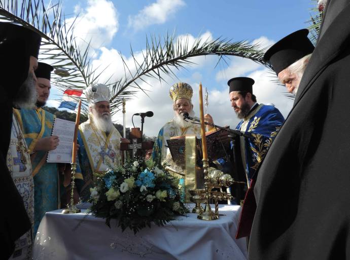 ΕΟΡΤΑΣΜΟΣ ΤΩΝ ΘΕΟΦΑΝΙΩΝ ΣΤΗΝ ΙΕΡΑ ΜΗΤΡΟΠΟΛΗ ΚΑΛΑΒΡΥΤΩΝ ΚΑΙ ΑΙΓΙΑΛΕΙΑΣ